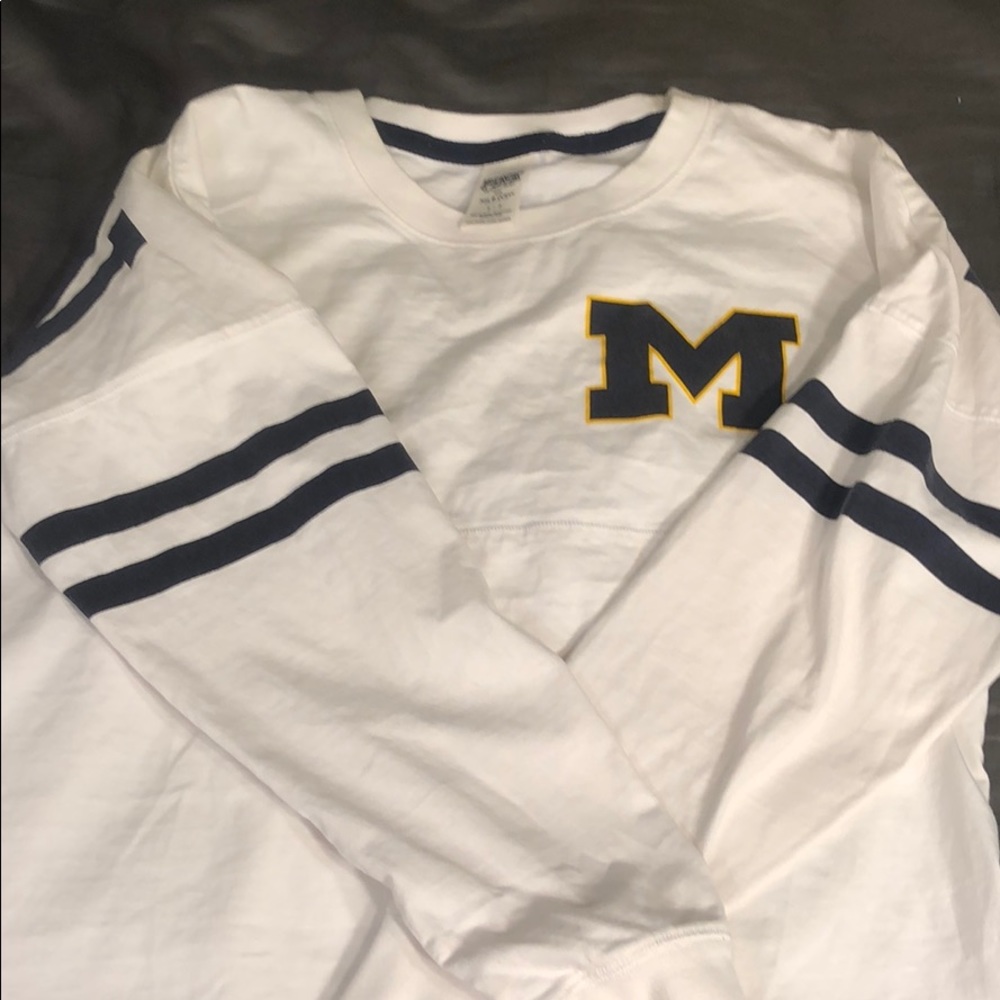 Michigan long sleeve shirt from PINK - Picture 4 of 5